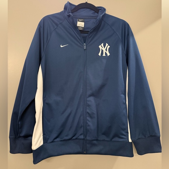 NY Yankees zip up - Picture 1 of 3
